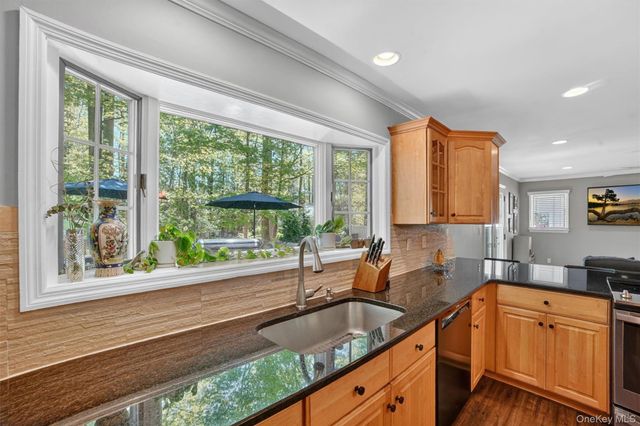 2864 Hedwig Drive, Yorktown Heights, NY 10598