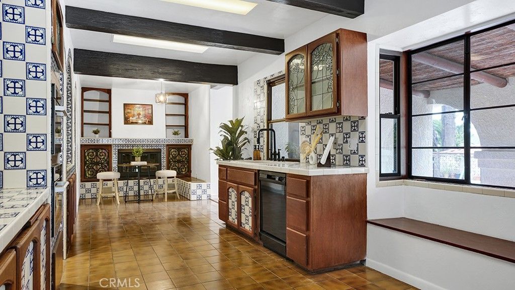 Image 20 of property listing at 2945 Tyler, Riverside, CA 92503