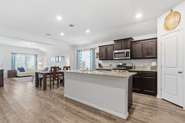 4829 Feltleaf Avenue, Fort Worth, TX 76036