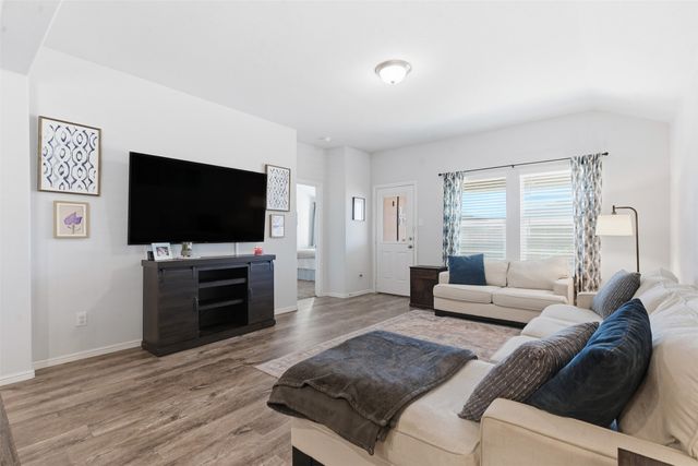 4829 Feltleaf Avenue, Fort Worth, TX 76036