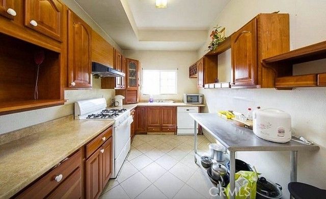 2202 Sierra Leone, Rowland Heights, CA 91748