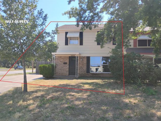 1202 Hilltop Drive, Irving, TX 75060