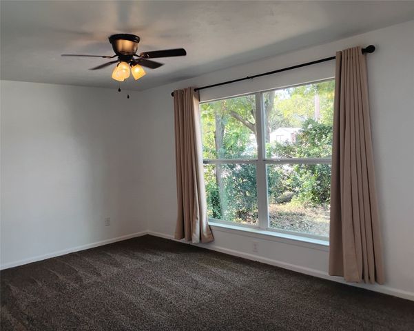 1202 Hilltop Drive, Irving, TX 75060