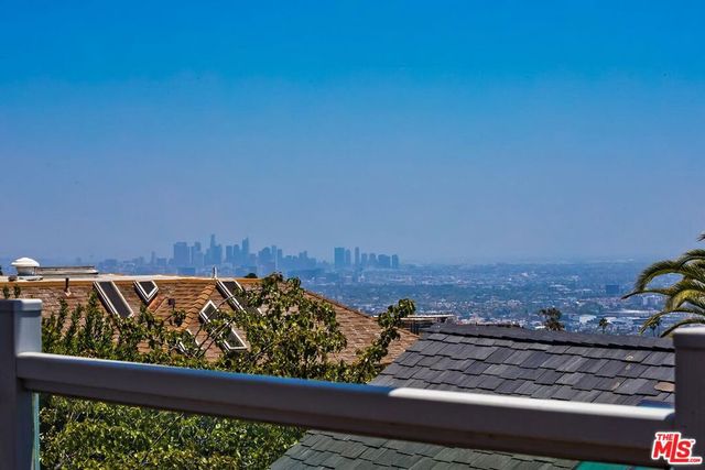 9354 Claircrest Drive, Beverly Hills, CA 90210