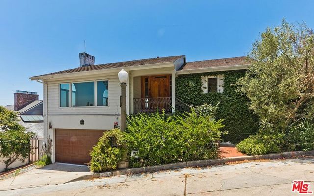 9354 Claircrest Drive, Beverly Hills, CA 90210
