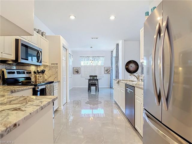 9346 Palm Island CIR, North Fort Myers, FL 33903