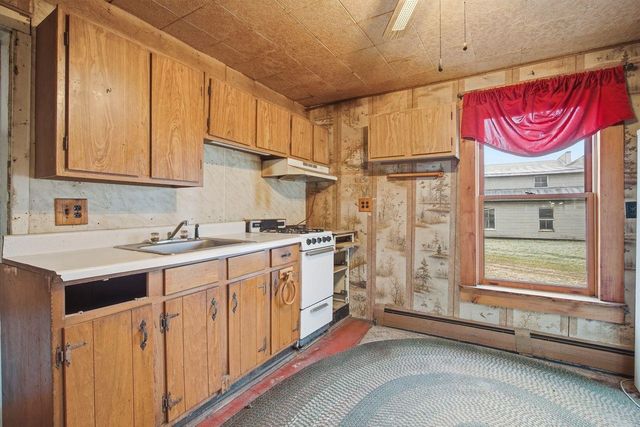 2862 Dartmouth College Highway, Haverhill, NH 03774