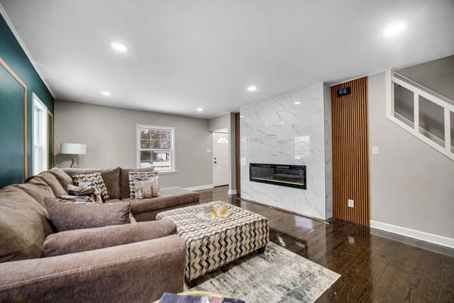 4656 Jefferson Place, Gary, IN 46408