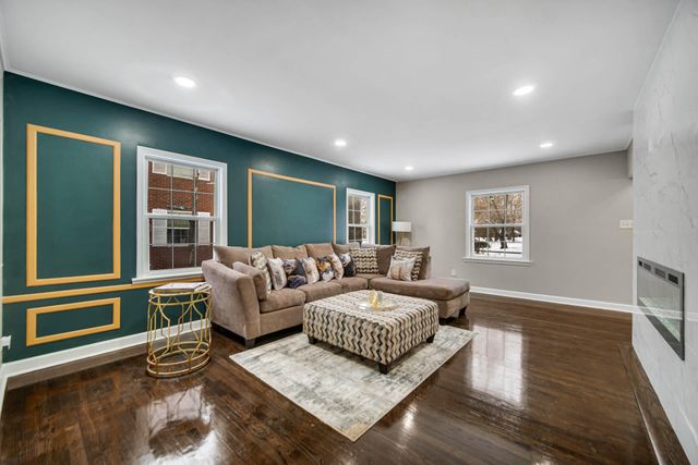 4656 Jefferson Place, Gary, IN 46408