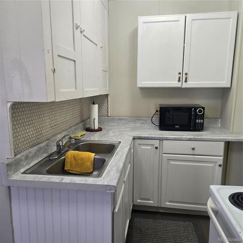 811-813 4th Street, Alamosa, CO 81101