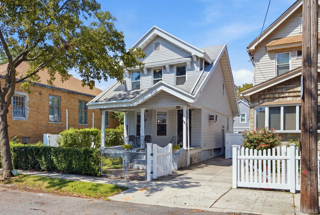 93-27 92nd Avenue, Woodhaven, NY 11421 — exterior