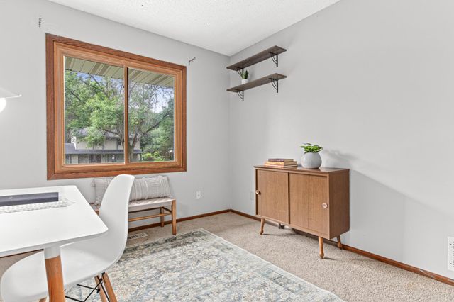 2400 E 125th Street, Burnsville, MN 55337