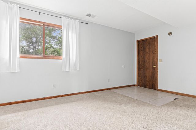 2400 E 125th Street, Burnsville, MN 55337