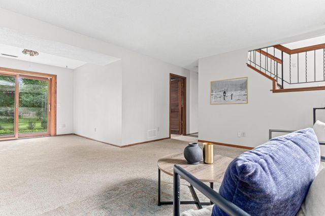 2400 E 125th Street, Burnsville, MN 55337