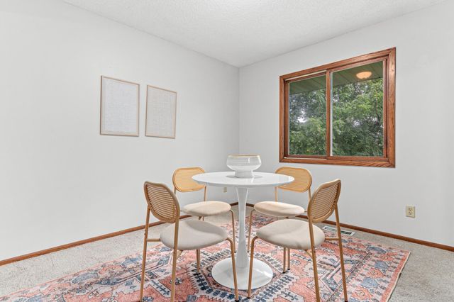 2400 E 125th Street, Burnsville, MN 55337