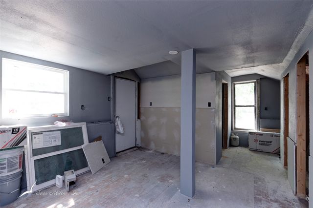 1010 James Street, Sweetwater, TX 79556