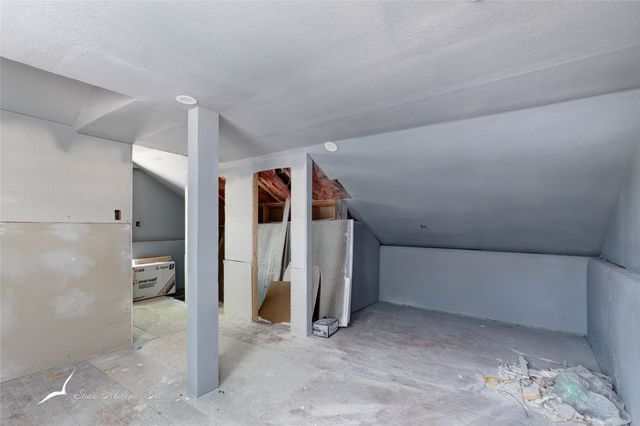 1010 James Street, Sweetwater, TX 79556