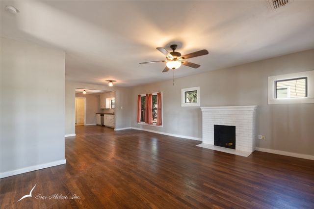 1010 James Street, Sweetwater, TX 79556