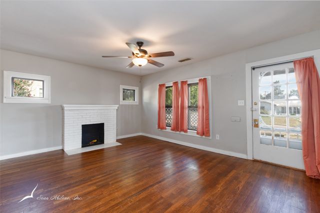 1010 James Street, Sweetwater, TX 79556