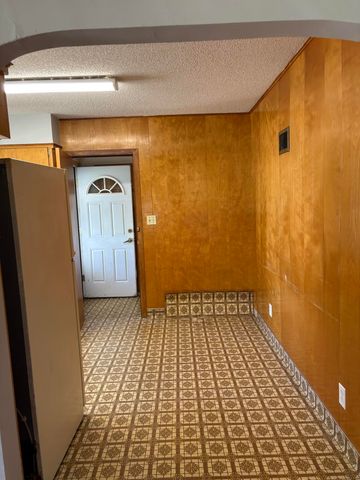 2435 4TH Avenue, Council Bluffs, IA 51501