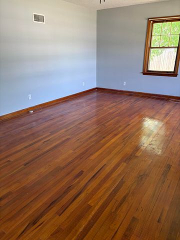 2435 4TH Avenue, Council Bluffs, IA 51501