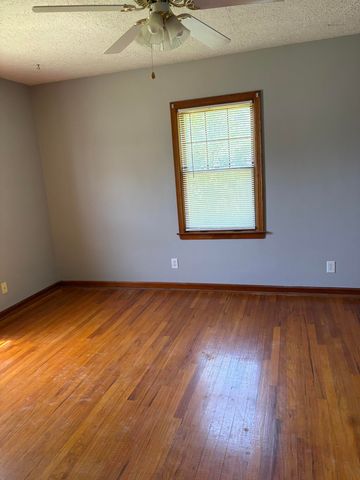 2435 4TH Avenue, Council Bluffs, IA 51501