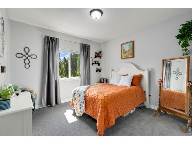 4726 Sorrel Ln, Johnstown, CO 80534