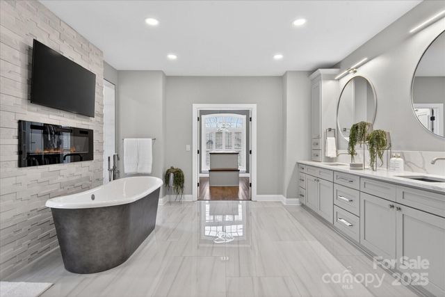 1521 Hawkstone Drive 12, Waxhaw, NC 28173