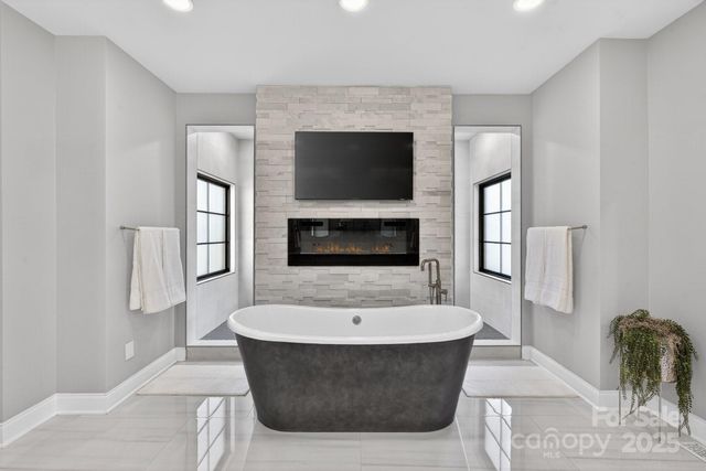 1521 Hawkstone Drive 12, Waxhaw, NC 28173