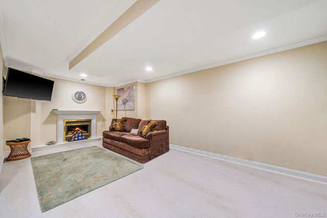 903 Constance Lane, Port Jefferson Station, NY 11776