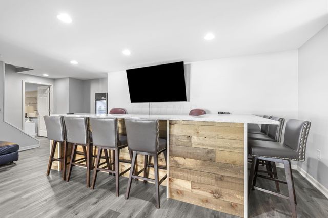 135 Foxcroft Road, Lexington, OH 44904