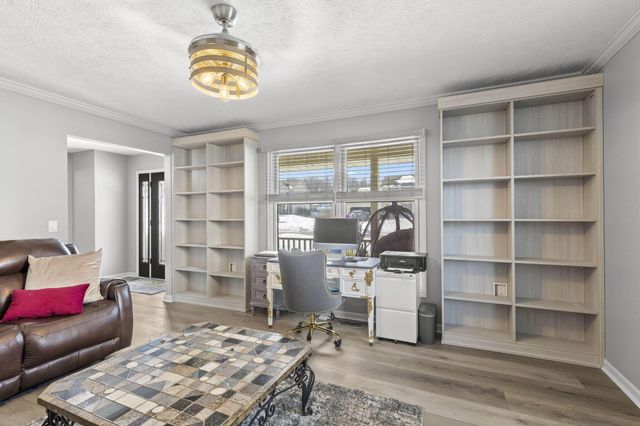 135 Foxcroft Road, Lexington, OH 44904