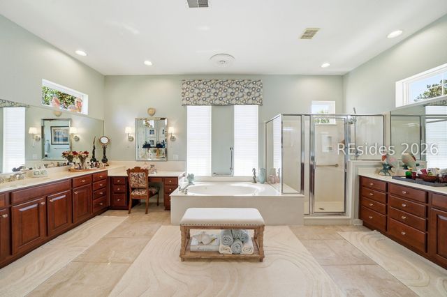 16 Baldwin Ln, Bluffton, SC 29909