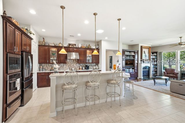 16 Baldwin Ln, Bluffton, SC 29909