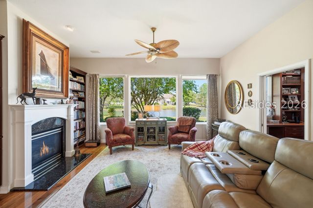 16 Baldwin Ln, Bluffton, SC 29909