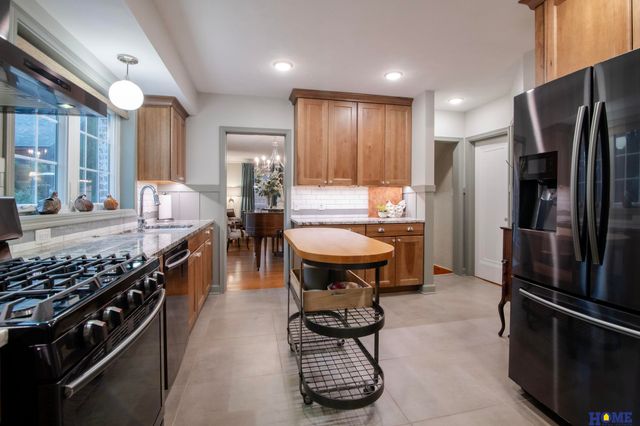 2904 Georgian Court, Lincoln, NE 68502