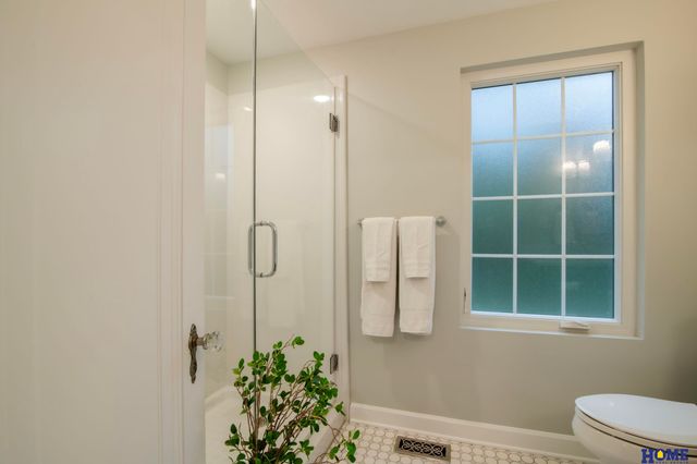 2904 Georgian Court, Lincoln, NE 68502