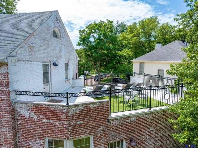 2904 Georgian Court, Lincoln, NE 68502