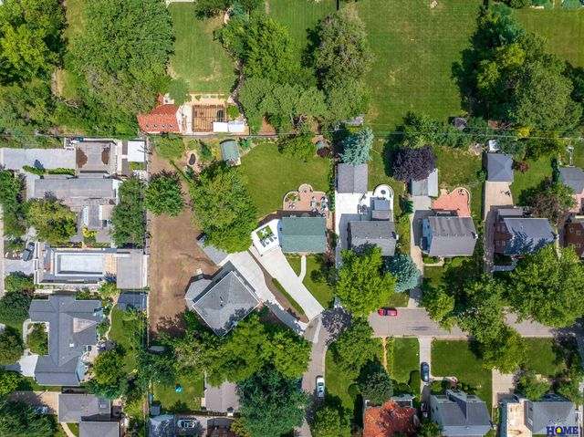 2904 Georgian Court, Lincoln, NE 68502