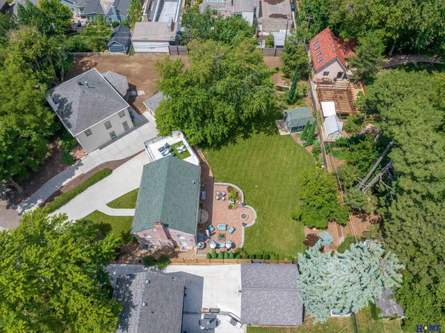 2904 Georgian Court, Lincoln, NE 68502