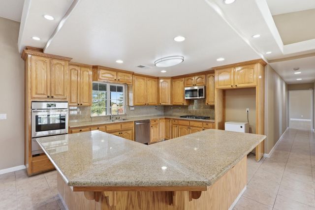 21791 Road 29, Madera, CA 93638
