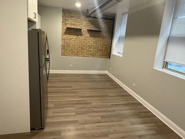 1369 W Greenleaf Avenue g4, Chicago, IL 60626