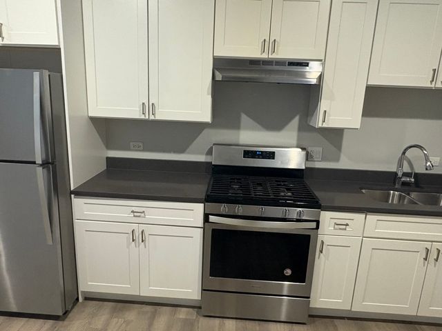 1369 W Greenleaf Avenue g4, Chicago, IL 60626