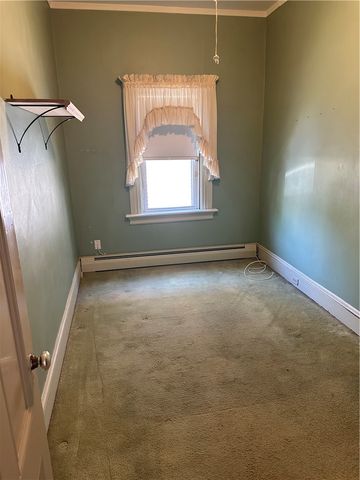 35 Dover Street, Providence, RI 02908