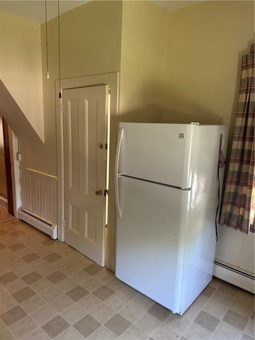 35 Dover Street, Providence, RI 02908