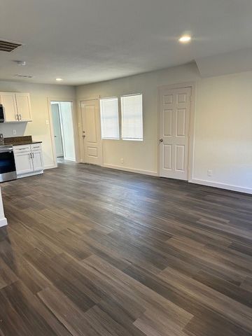 1613 Campbell Street A, Commerce, TX 75428