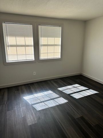 1613 Campbell Street A, Commerce, TX 75428