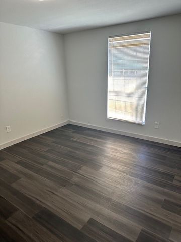 1613 Campbell Street A, Commerce, TX 75428