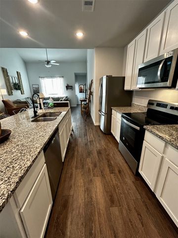 9917 Voyager Lane, Fort Worth, TX 76131