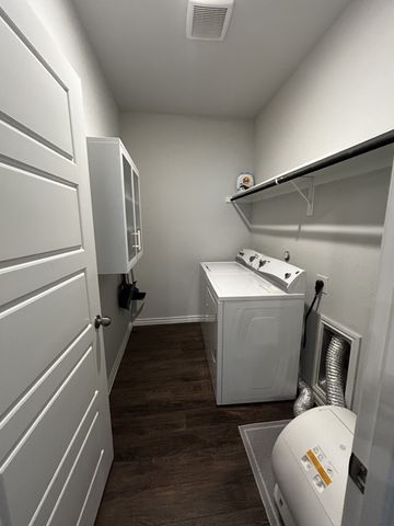 9917 Voyager Lane, Fort Worth, TX 76131